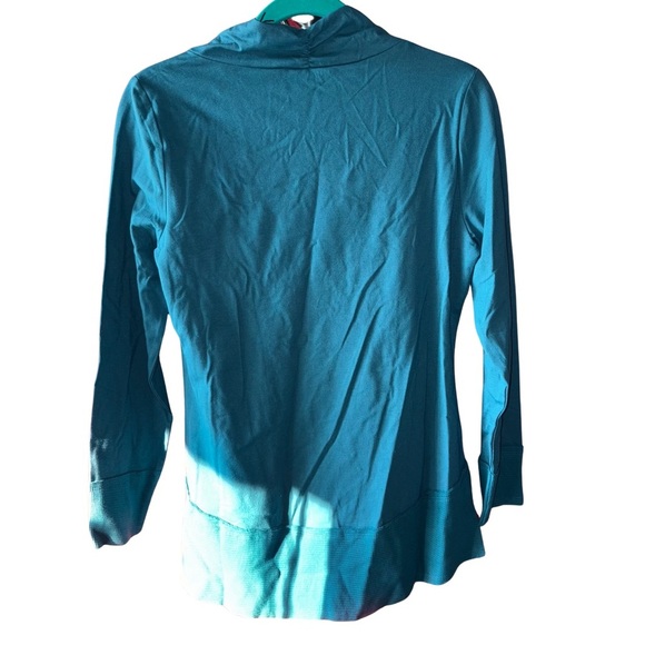 Neon Buddha Turquoise Asymmetrical Button Design Long Sleeve Tunic - Picture 6 of 6